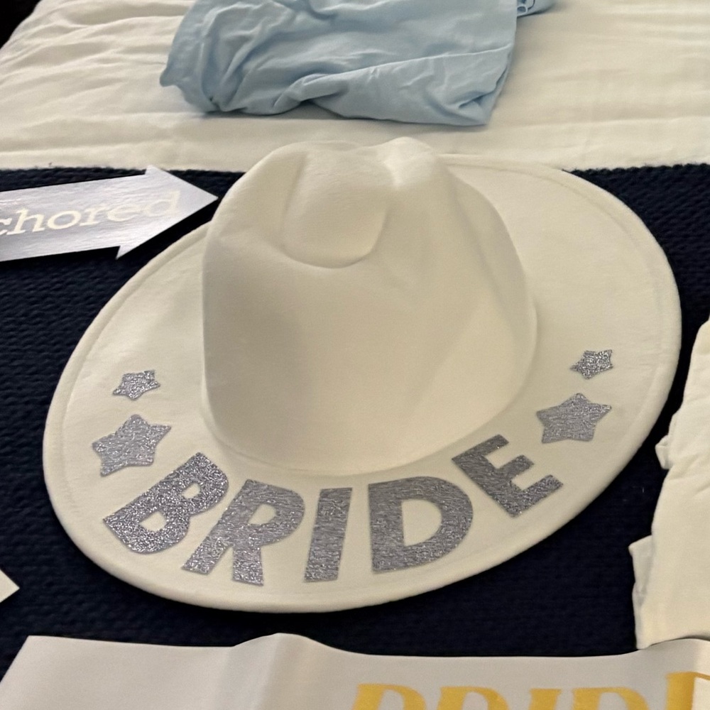 White Bride Cowboy Hat with Glitter Accents